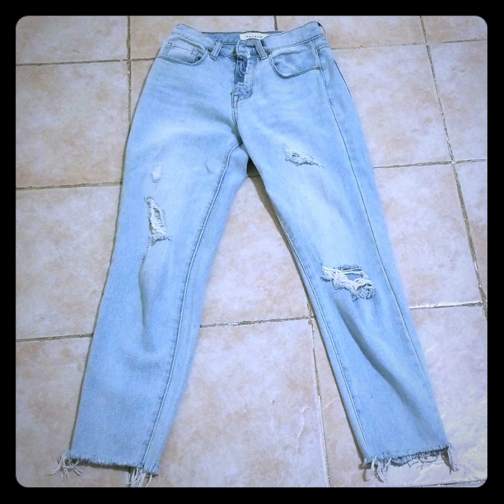 Vintage Icon Ripped Jeans